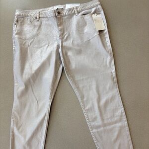 LIZ CLAIBORNE Plus Size Dressy Jeans Pants City Skinny Silver Glow Sz 18 NWT